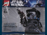 un sachet de figurines Lego Star Wars contenant un pistolet
