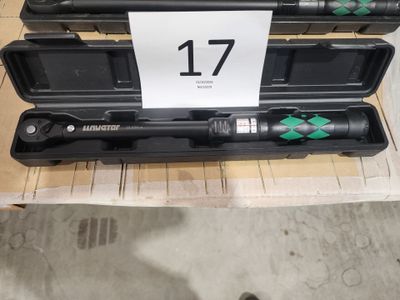 deux types d'outils différents dans la mallette