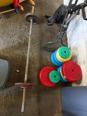 a lot of different items that are sitting on the floor