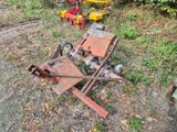 une petite machine posée sur le sol