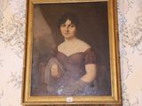 portrait d'une femme en robe violette, dans un cadre doré