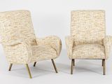paire de fauteuils de salon de style « mid-century modern » avec dossiers rembourrés