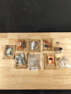 Lot de pièces( 6 vis cylindriques 5x60, ressort, vis 4x5, re…