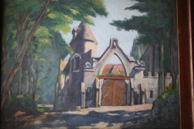 une peinture à l'huile représentant une église dans un cadre boisé, entourée d'arbres