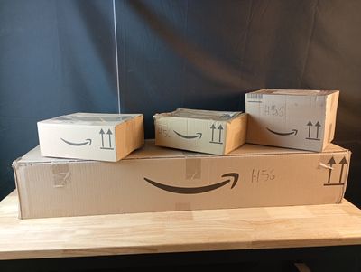 Lot de 4 colis Mystere (Retour Amazon,NPAI, Adresse incomple…