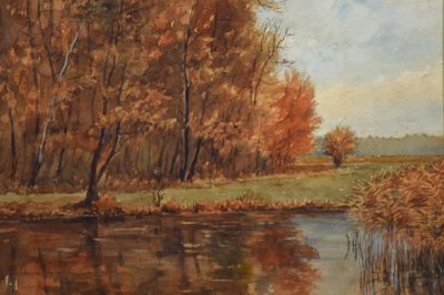 un tableau représentant une rivière au milieu d'un champ