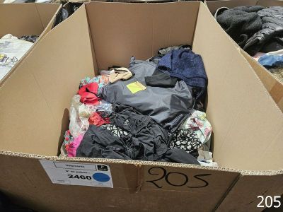 Box de vêtements - Photo 1