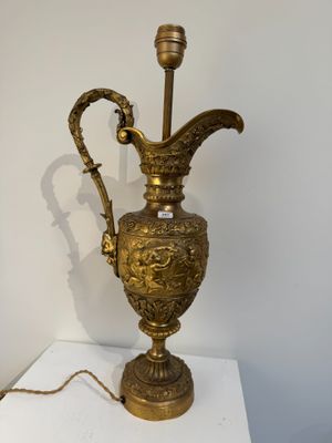 d'après CLODION Aiguière décorative en bronze doré à décor e…