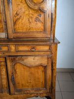 Buffet deux corps à retrait en chêne, loupe et bois fruitier… (photo 5)