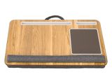 support en bois pour ordinateur portable, muni d'un tapis de souris posé dessus