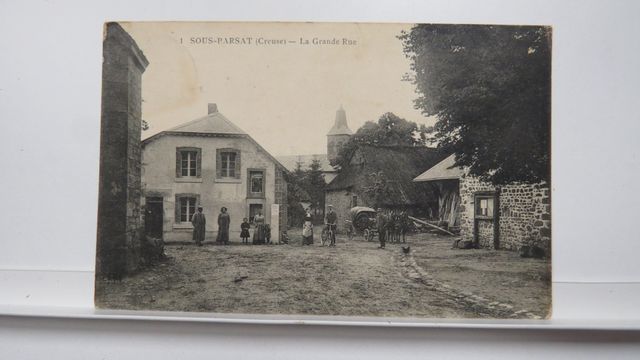 Sous-Parsat La Grande Rue. Infime défaut coin sup gauche.