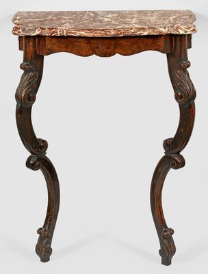 une petite table avec un plateau en marbre sur fond blanc
