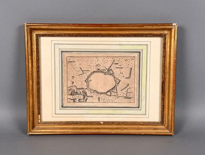 une vieille photo d'une photo d'une carte accrochée au mur