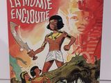 une photo d'une bande dessinée représentant une femme tenant une épée