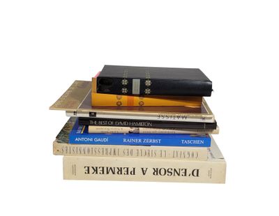 LOT de 9 livres sur l'art comprenant Van Gogh, Matisse, Léon…