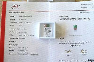 un document sur lequel figure l'image d'une bouteille contenant un liquide