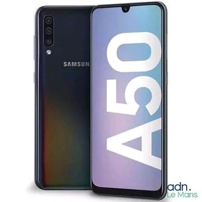 the samsung a40 smartphone is shown with the new logo on the back