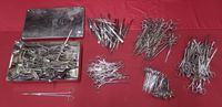 Important lot d'outils de médecine en inox dont des centaine…
