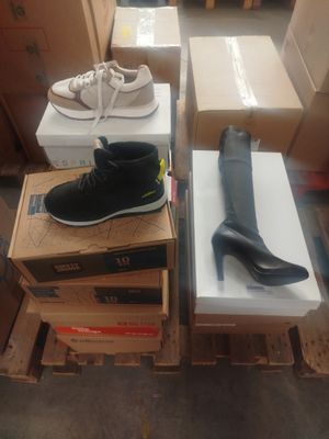 lot de 13 paires de chaussures avec boites - pointures : 37x…