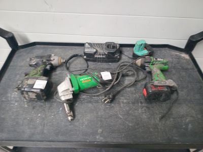a lot of tools that are sitting on a table