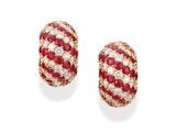 une paire de boucles d'oreilles en rubis et diamants