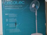 une image représentant une boîte contenant un ventilateur