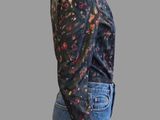 an image of a mannequin wearing a shirt and jeans