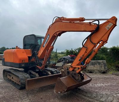 Doosan Solar 75-V - 2006 - 7025 heures - 8000 Kg - Attache r…