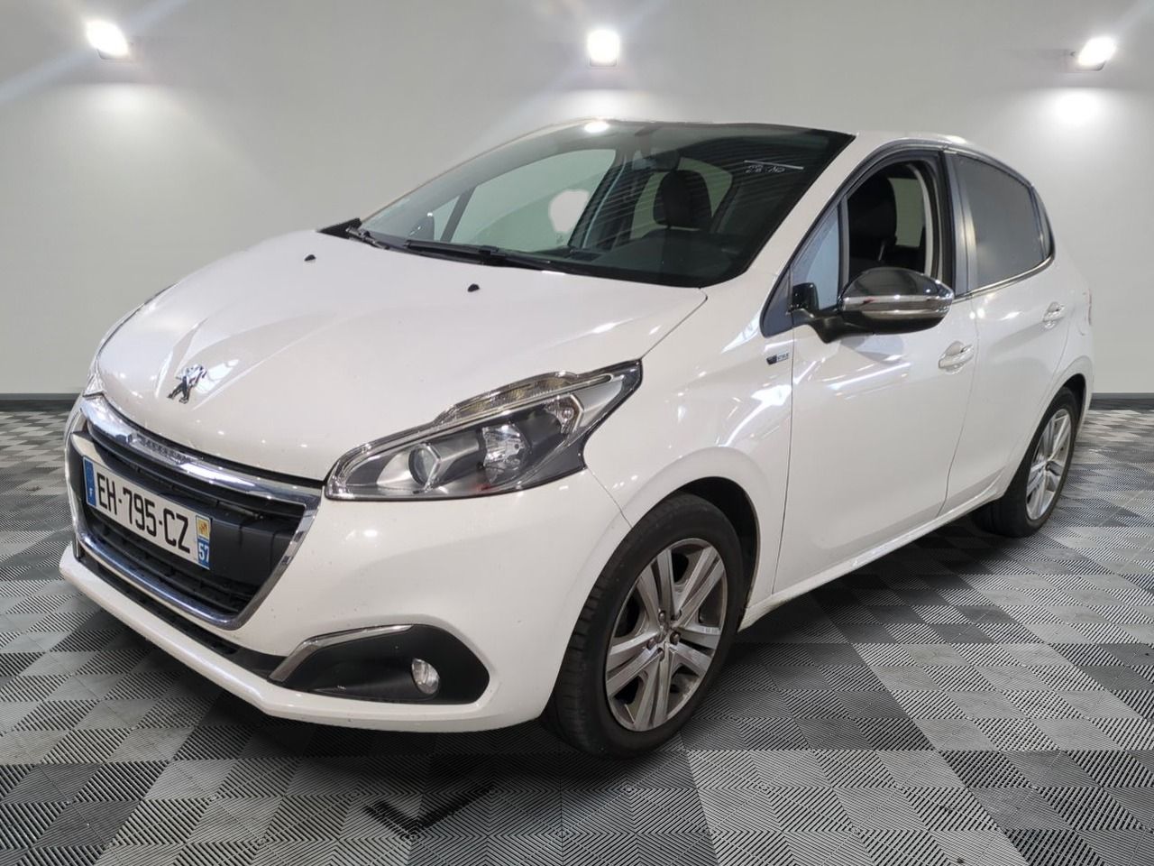 PEUGEOT - 208 1.2 PURETECH 82CH BVM5 STYLE - ES - Mise en se…