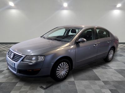 VOLKSWAGEN - PASSAT 1.6 102 TRENDLINE - ES - Mise en service…