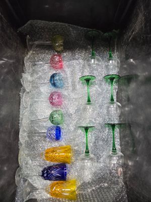 VERRERIE, ensemble de six verres à liqueurs en cristal taill…