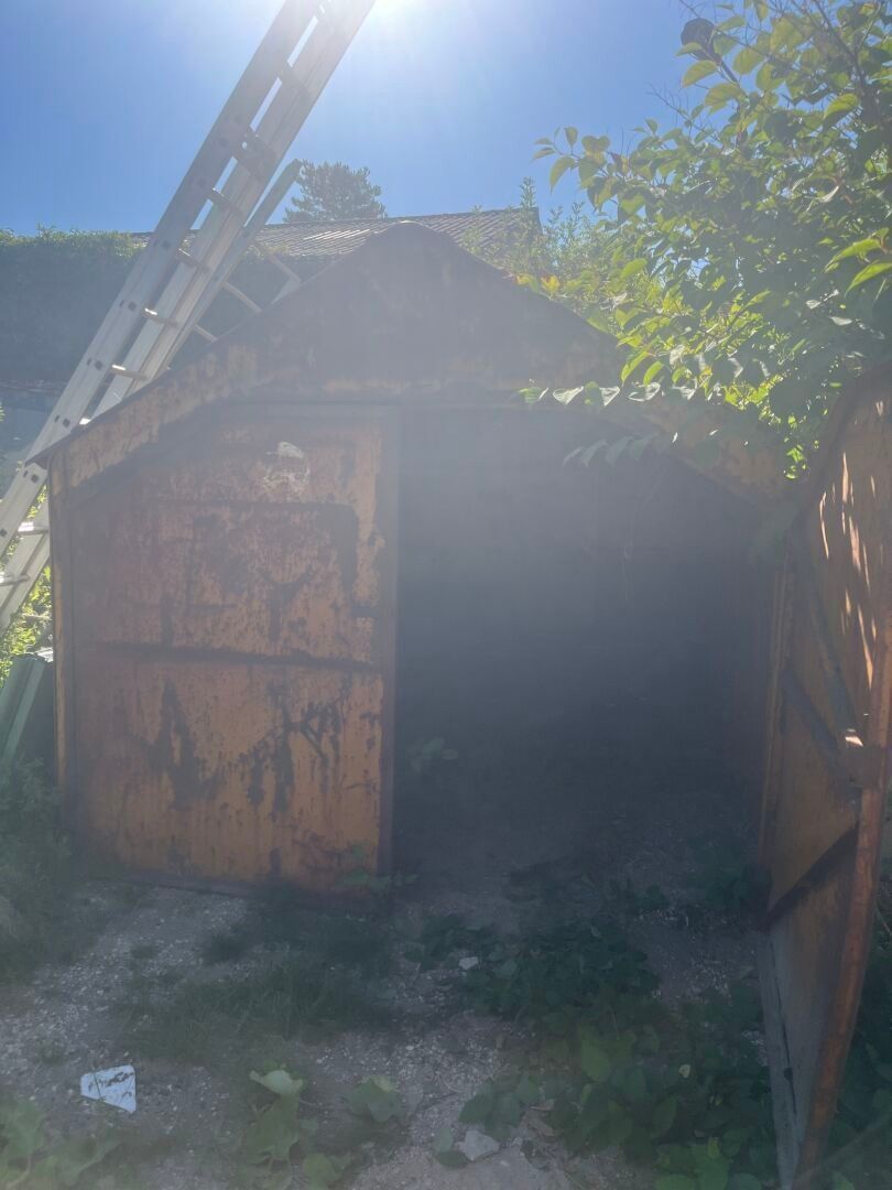 1 algéco sanitaire 3 x 2m - 1 porte REF. 11 VENTE SUR DESIGNATION SE TROUVANT A MAISSE (91)