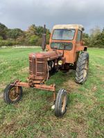 Tracteur agricole FARMALL modèle F 235 D - n° de série 22698…