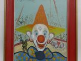 peinture d'un clown avec un chapeau rouge et une chemise bleue