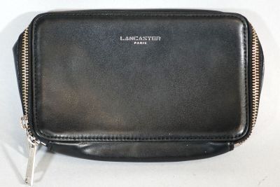 LANCASTER Pochette en cuir noir