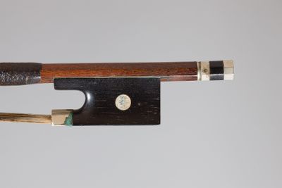 Archet de violon de Charles-Louis BAZIN, fait vers 1930, en …