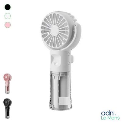 un gros plan d'un ventilateur surmonté d'une lampe