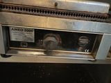 an image of an amed 2000 gas oven