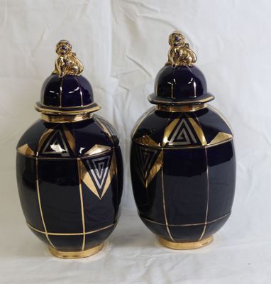 FIVES LILLE - Gustave DE BRUYN (1838-1916) Paire de vases co…