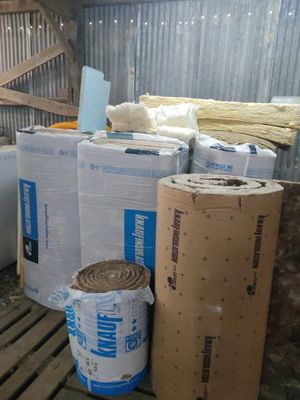 Lot d'isolations comprenant: Ouate de cellulose , laine de v…