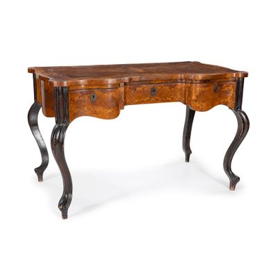 an old wooden table with two drawers and a drawer underneath it
