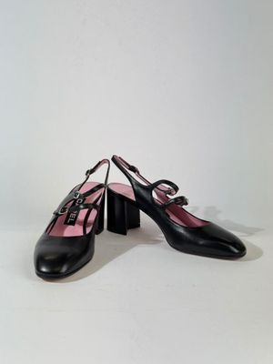 CAREL - Lot comprenant 13  paires de souliers, Pointure 38,5 dont :