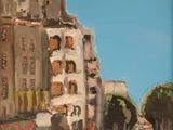 une peinture à l'huile représentant une rue de la ville, avec des bâtiments et des arbres au premier plan