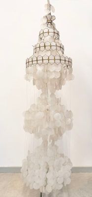 PHILIPPINES Suspension en nacre des années 1960, fil de pêch…