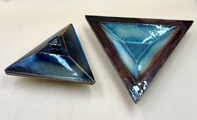 pair of triangle shaped dishes with blue glaze glaze glaze glaze glaze glaze glaze glaze glaze glaze glaze glaze g
