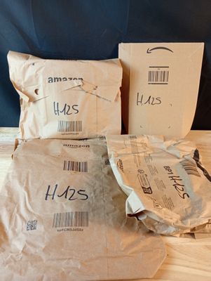 Lot de 4 colis Mystere (Retour Amazon,NPAI, Adresse incomple…