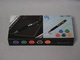 emballage d'un stylo et d'un cahier posés sur une table