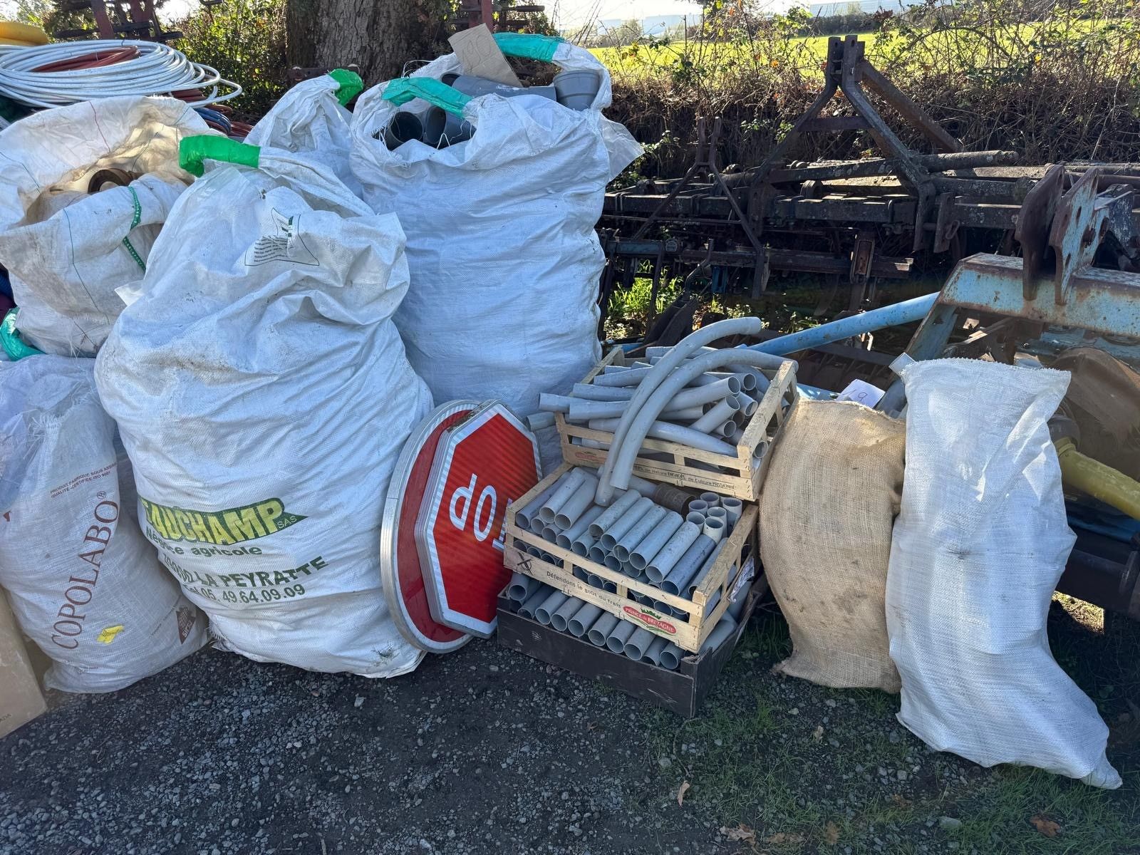 Quatre BIG BAG et vrac