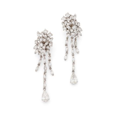 Paire de pendants d'oreilles “Diamants”