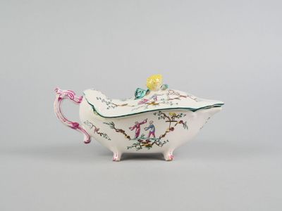 un bol blanc et rose orné d'un motif d'oiseau